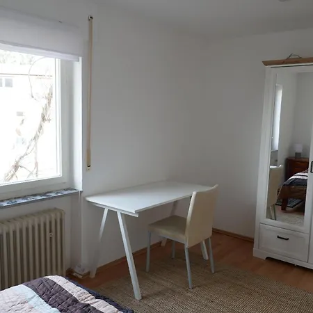 4-zi-wohnung Mit Grossem Balkon Und Blick Ins Grune * Karlsruhe