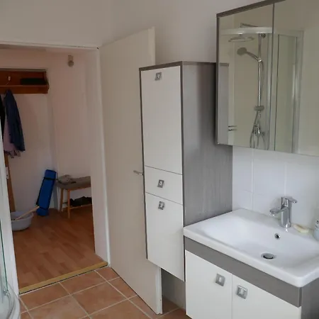 4-zi-wohnung Mit Grossem Balkon Und Blick Ins Grune Appartamento *