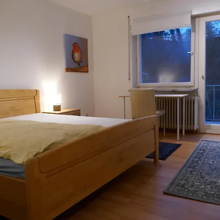 4-zi-wohnung Mit Grossem Balkon Und Blick Ins Grune Appartamento