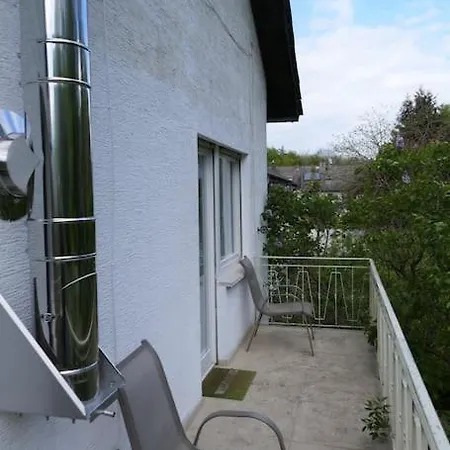 Appartamento 4-zi-wohnung Mit Grossem Balkon Und Blick Ins Grune