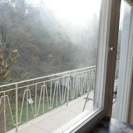 4-zi-wohnung Mit Grossem Balkon Und Blick Ins Grune Karlsruhe